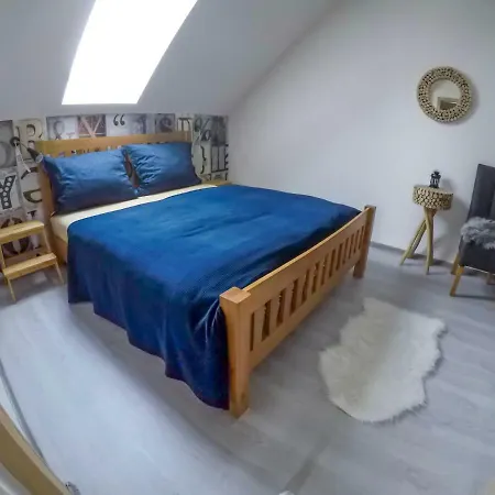 Daire Lipanek Frymburk